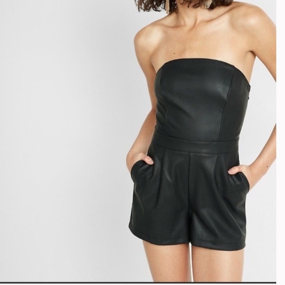 New With Tags Express vegan leather strapless romper Size 2 Festival Party Club - Picture 2 of 6